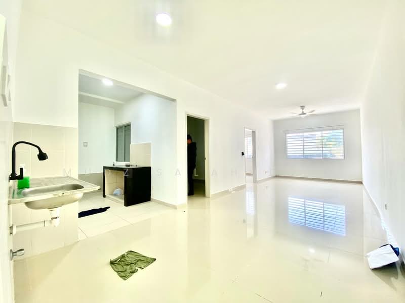 Apartment for Sale at Simfoni @ Eco Majestic - Mudz Salahuddin - Kitchen - PropertyGuru.com.my