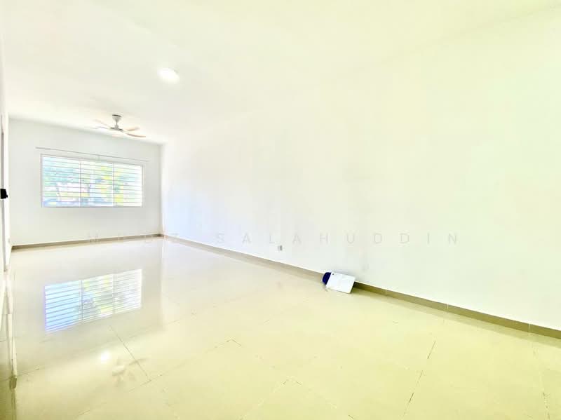 Apartment for Sale at Simfoni @ Eco Majestic - Mudz Salahuddin - Living Room - PropertyGuru.com.my