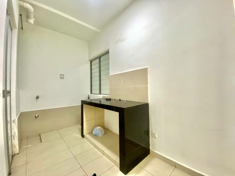 Apartment for Sale at Simfoni @ Eco Majestic - Mudz Salahuddin - Kitchen - PropertyGuru.com.my