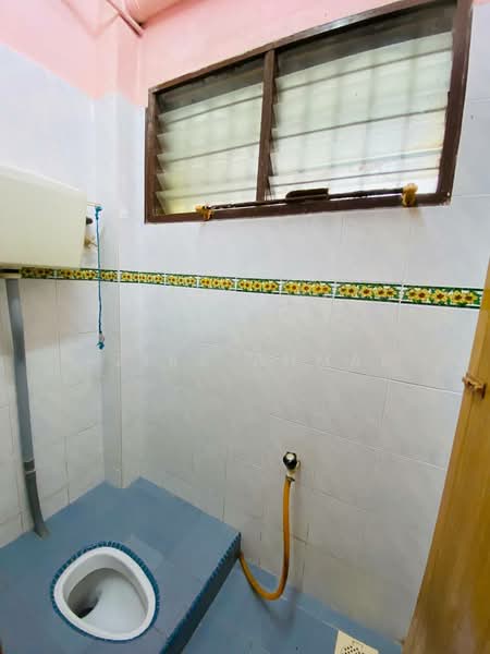 Rumah Teres 2 Tingkat untuk Dijual di Taman Harmoni (Kajang) - Azira Ahmad - Bathroom - PropertyGuru.com.my