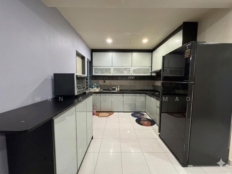 Apartment for Sale at Pangsapuri Damai - Wan Azlan Ahmad - PropertyGuru.com.my