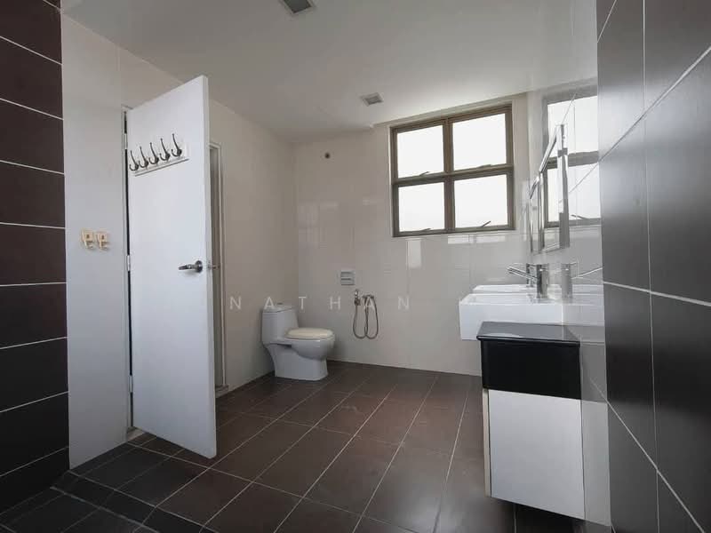 Semi-Detached House for Sale in Skudai (Johor) - Jonathan Lee - Bathroom - PropertyGuru.com.my