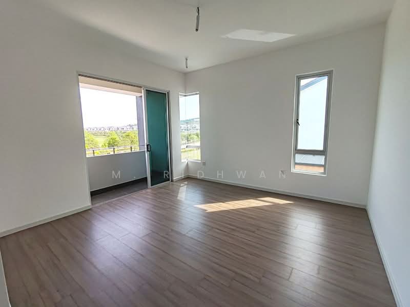 2-storey Terraced House for Sale in Taman Sepang (Sepang) - M. Ridhwan - Balcony - PropertyGuru.com.my