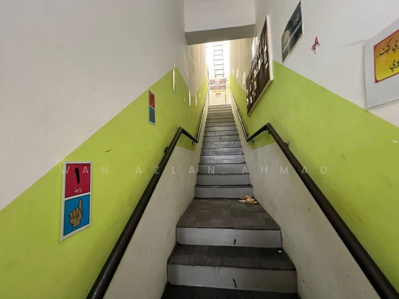 Kedai / Pejabat untuk Dijual di Cyberjaya (Selangor) - Wan Azlan Ahmad - PropertyGuru.com.my