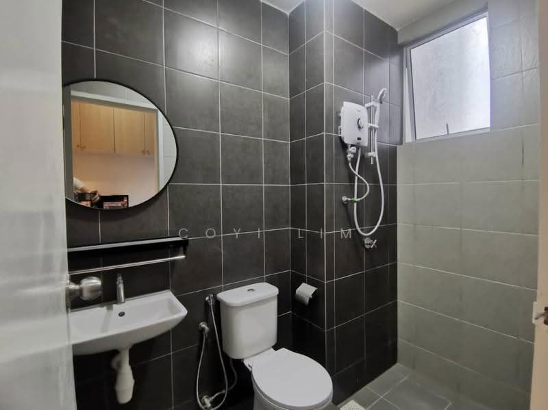 Kondominium untuk Disewa di Nikka Residence - Coyi Lim - Bathroom - PropertyGuru.com.my