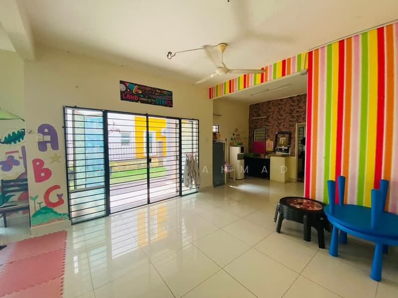 Link Bungalow for Sale in Bandar Baru Bangi (Selangor) - Azira Ahmad - Living Room - PropertyGuru.com.my