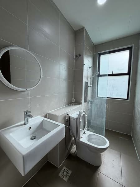 Condominium for Rent at Isle of Kamares - Mudz Salahuddin - Bathroom - PropertyGuru.com.my