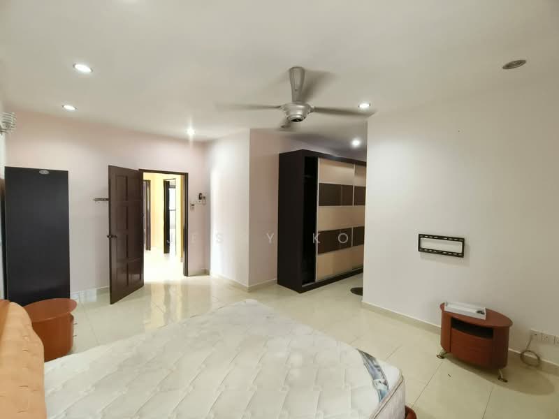 Rumah Teres 2 Tingkat untuk Disewa di Taman Seri Austin (Tebrau) - Jessy Koh - Bedroom - PropertyGuru.com.my