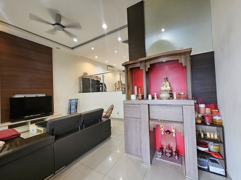 3-storey Terraced House for Sale in Taman Bukit Prima (Cheras) - Ray Foo - Living Room - PropertyGuru.com.my