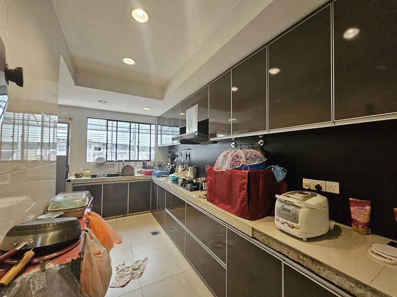 3-storey Terraced House for Sale in Taman Bukit Prima (Cheras) - Ray Foo - Kitchen - PropertyGuru.com.my