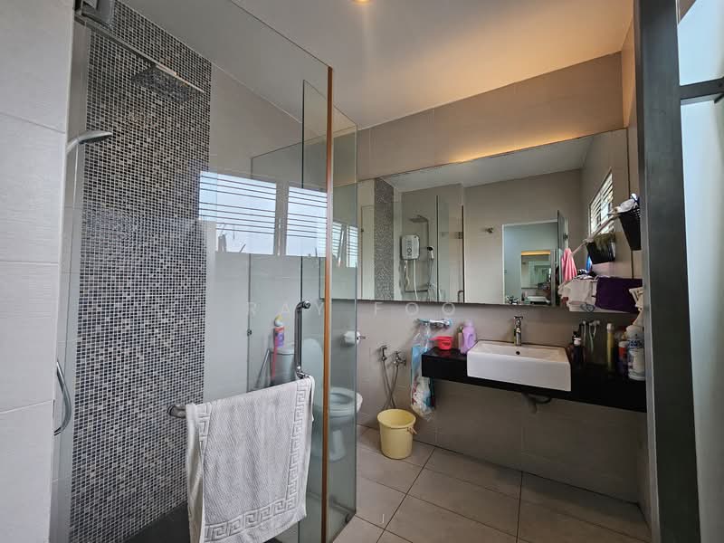 3-storey Terraced House for Sale in Taman Bukit Prima (Cheras) - Ray Foo - Bathroom - PropertyGuru.com.my