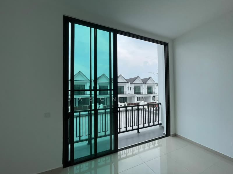 2-storey Terraced House for Rent in Bandar Seri Alam (Masai) - Jason Fam - Balcony - PropertyGuru.com.my