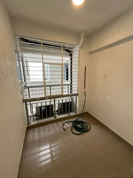 Apartment for Rent at Putra 1 - Hawa Ibrahim - Balcony - PropertyGuru.com.my