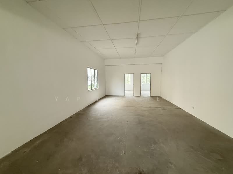 Shop / Office for Rent in Taman Ampangan (Paroi) - Yap Ting Ren - PropertyGuru.com.my