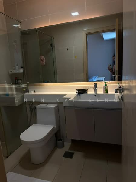 Kediaman Servis untuk Disewa di Suasana Bukit Ceylon / Raja Chulan Residences - Chen Kah Seng - Bathroom - PropertyGuru.com.my