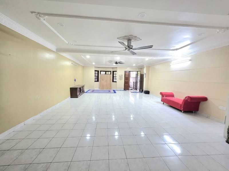 Rumah Teres untuk Dijual di Taman Bayu Perdana (Klang) - Wan Azlan Ahmad - PropertyGuru.com.my