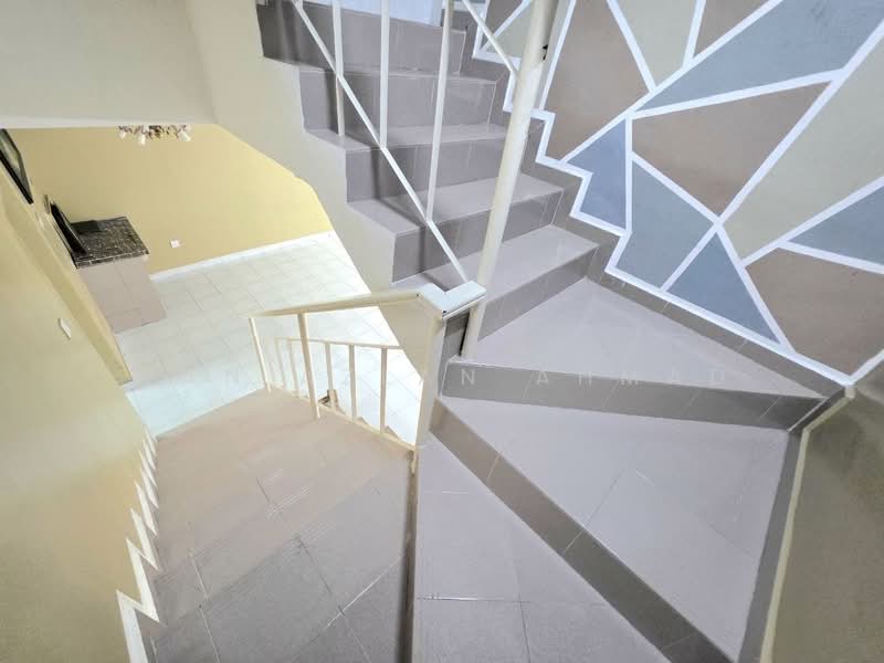 Rumah Teres untuk Dijual di Taman Bayu Perdana (Klang) - Wan Azlan Ahmad - PropertyGuru.com.my