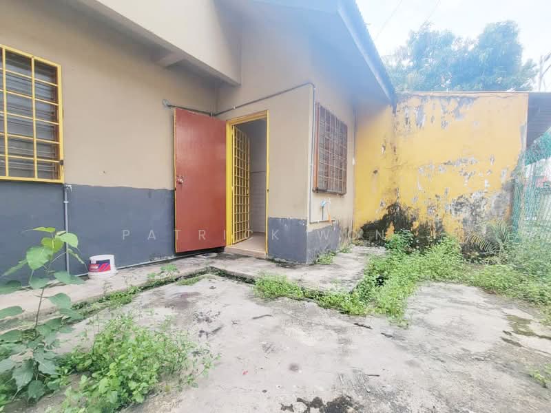 2-storey Terraced House for Sale in Taman Puchong Perdana (Puchong) - Patrick Wong - Exterior - PropertyGuru.com.my