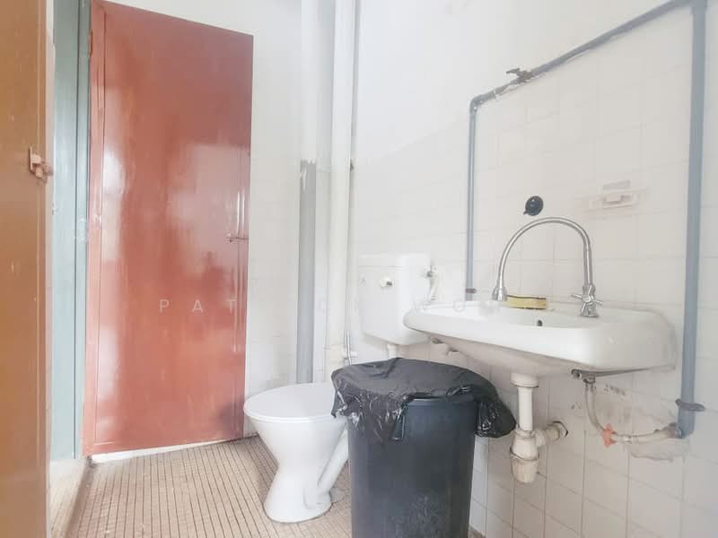 2-storey Terraced House for Sale in Taman Puchong Perdana (Puchong) - Patrick Wong - Bathroom - PropertyGuru.com.my