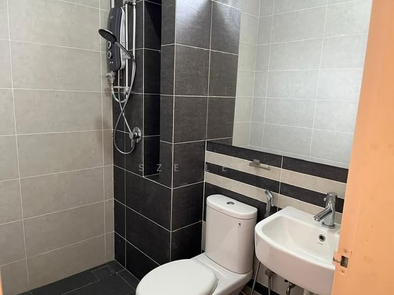 2-storey Terraced House for Sale in Taman Seri Austin (Tebrau) - Sze Lee - Bathroom - PropertyGuru.com.my