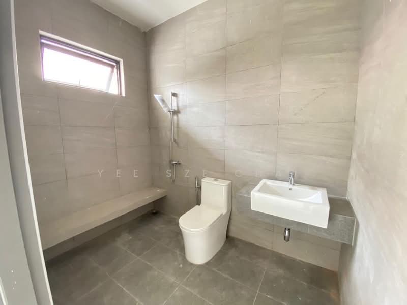 Semi-Detached House for Sale in Miri (Sarawak) - Yee Sze Chai - PropertyGuru.com.my