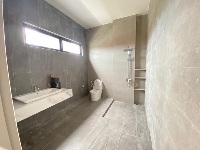 Semi-Detached House for Sale in Miri (Sarawak) - Yee Sze Chai - PropertyGuru.com.my
