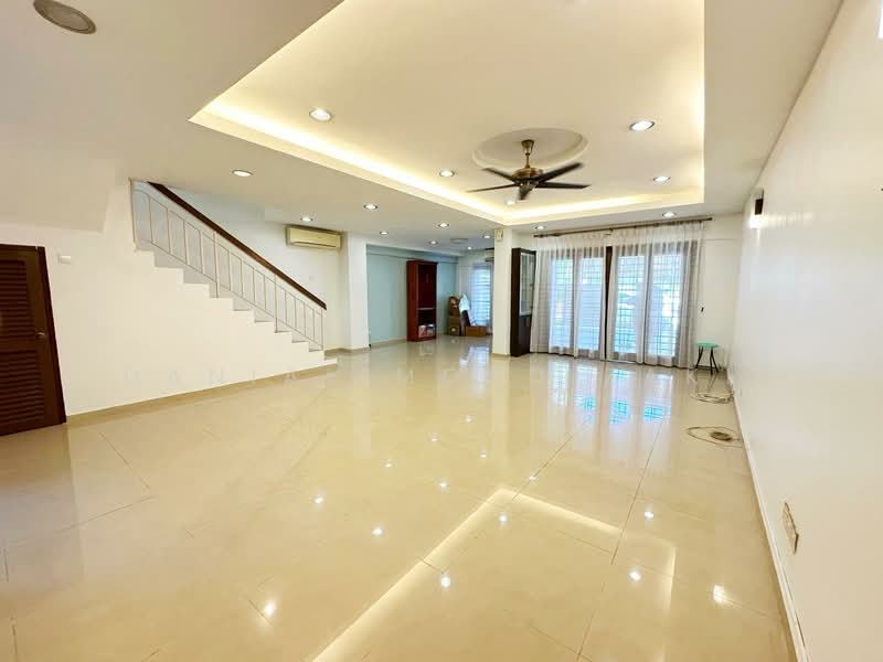 2-storey Terraced House for Sale in Bandar Bukit Tinggi (Klang) - Danial Mohd Zaki - Living Room - PropertyGuru.com.my