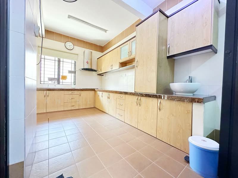 2-storey Terraced House for Sale in Bandar Bukit Tinggi (Klang) - Danial Mohd Zaki - Kitchen - PropertyGuru.com.my