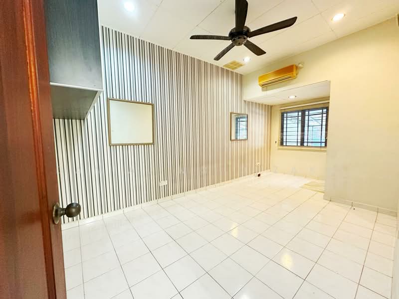 2-storey Terraced House for Sale in Bandar Bukit Tinggi (Klang) - Danial Mohd Zaki - Interior - PropertyGuru.com.my