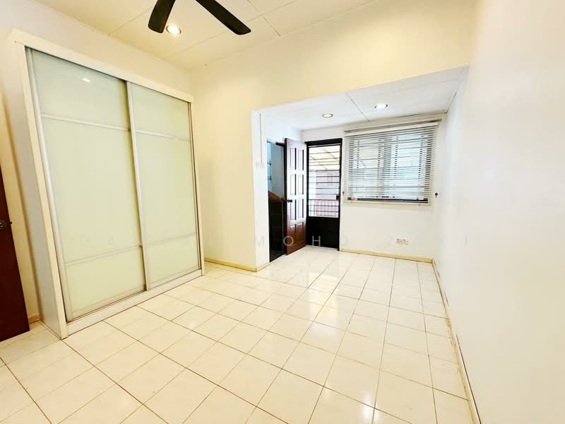 2-storey Terraced House for Sale in Bandar Bukit Tinggi (Klang) - Danial Mohd Zaki - Interior - PropertyGuru.com.my