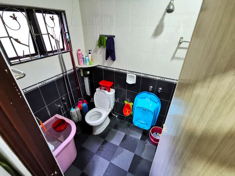 Rumah Berkembar untuk Dijual di Laman Residen Kipark Sri Utara (Batu Caves) - Cammy N - Bathroom - PropertyGuru.com.my