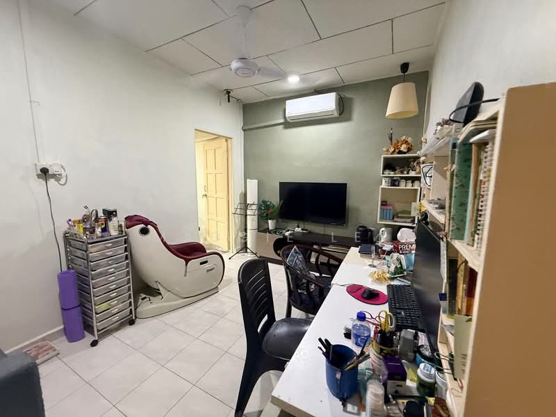 Rumah Teres 2 Tingkat untuk Dijual di Taman Sri Muhibbah (Kulai) - Maggie Lee - Study - PropertyGuru.com.my