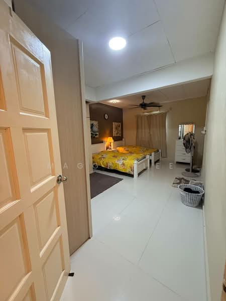 Rumah Teres 2 Tingkat untuk Dijual di Taman Sri Muhibbah (Kulai) - Maggie Lee - Bedroom - PropertyGuru.com.my