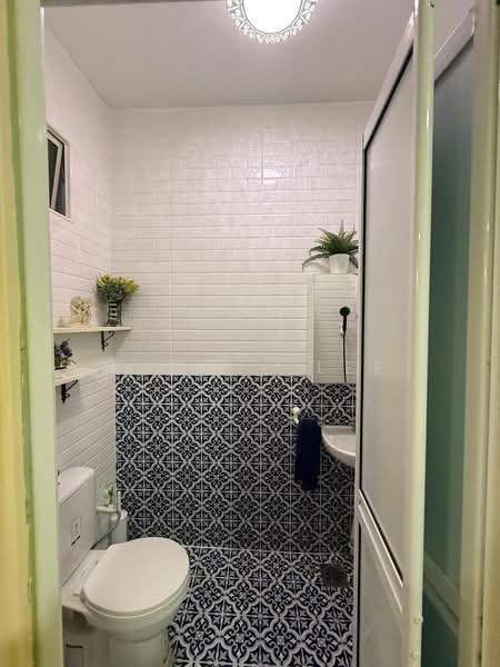 Rumah Teres 2 Tingkat untuk Dijual di Taman Sri Muhibbah (Kulai) - Maggie Lee - Bathroom - PropertyGuru.com.my