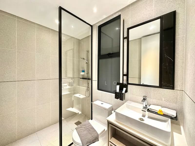 Service Residence for Sale at Millerz Square Serviced Residence - Sara Low - Bathroom - PropertyGuru.com.my