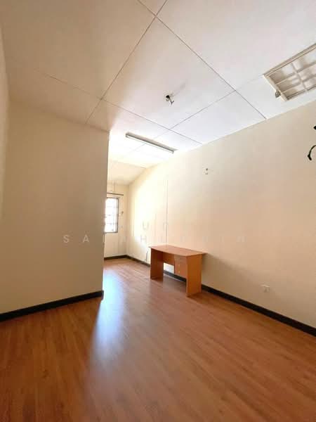 2-storey Terraced House for Sale in Denai Alam (Shah Alam) - Mudz Salahuddin - Interior - PropertyGuru.com.my