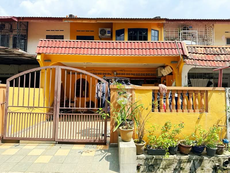 2-storey Terraced House for Sale in Taman Sri Muda (Shah Alam) - Danial Mohd Zaki - Exterior - PropertyGuru.com.my