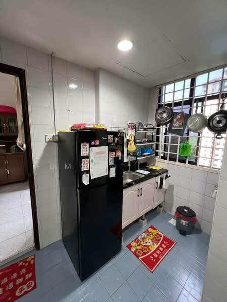 Apartment for Sale at Mewah View Luxurious Apartments - Edmond Tang - Kitchen - PropertyGuru.com.my