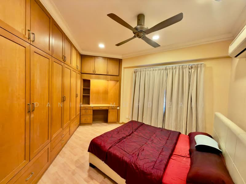 Kondominium untuk Dijual di Sri Alam Condominium - Danial Mohd Zaki - Bedroom - PropertyGuru.com.my