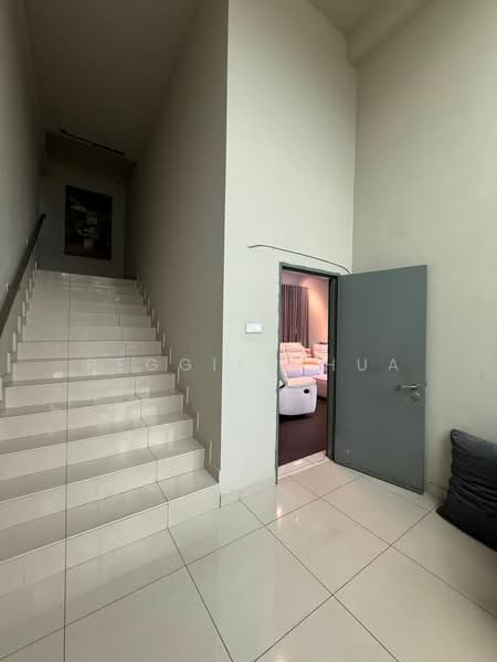 Factory for Sale in Ulu Tiram (Johor) - Peggie Chua - Entrance - PropertyGuru.com.my