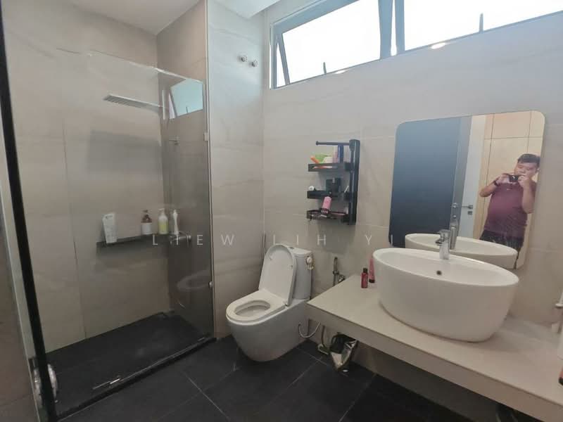 Semi-Detached House for Sale in Iskandar Puteri (Nusajaya) (Johor) - Liew Lih Yi - Bathroom - PropertyGuru.com.my