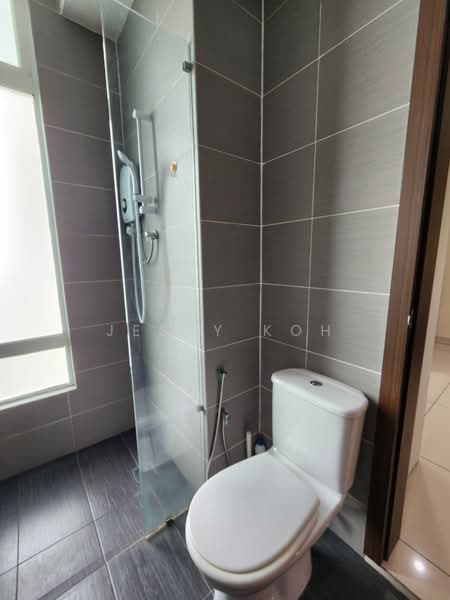 Condominium for Rent at KSL D'Esplanade Residence - Jessy Koh - Bathroom - PropertyGuru.com.my