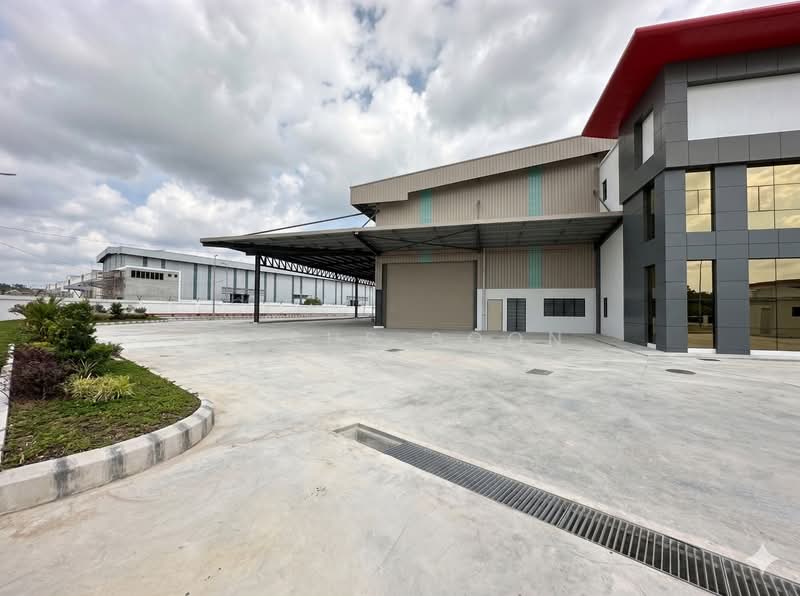 Detached Factory for Rent in Puncak Alam (Selangor) - Cyrus Soon - Exterior - PropertyGuru.com.my