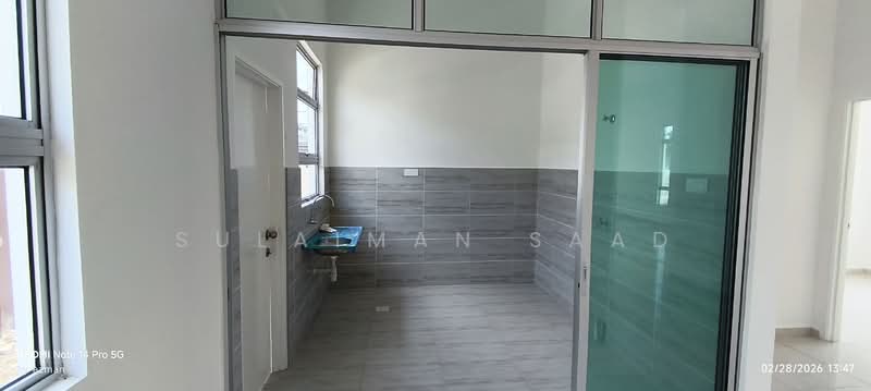 Bungalow for Sale in Sungai Mati (Serom) - Sulaiman Saad - Kitchen - PropertyGuru.com.my