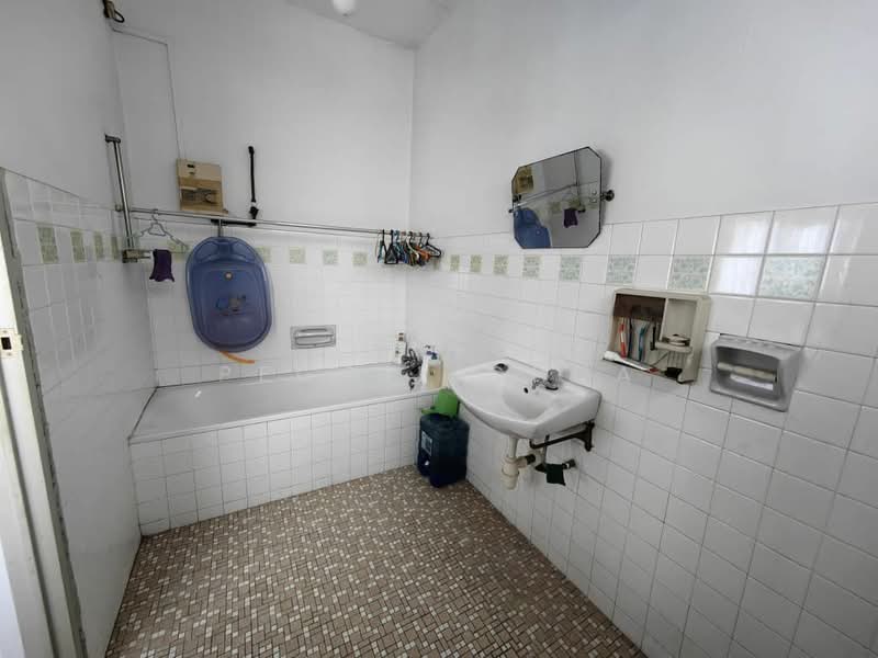 Semi-Detached House for Sale in Taman Pelangi (Johor Bahru) - Peggie Chua - PropertyGuru.com.my
