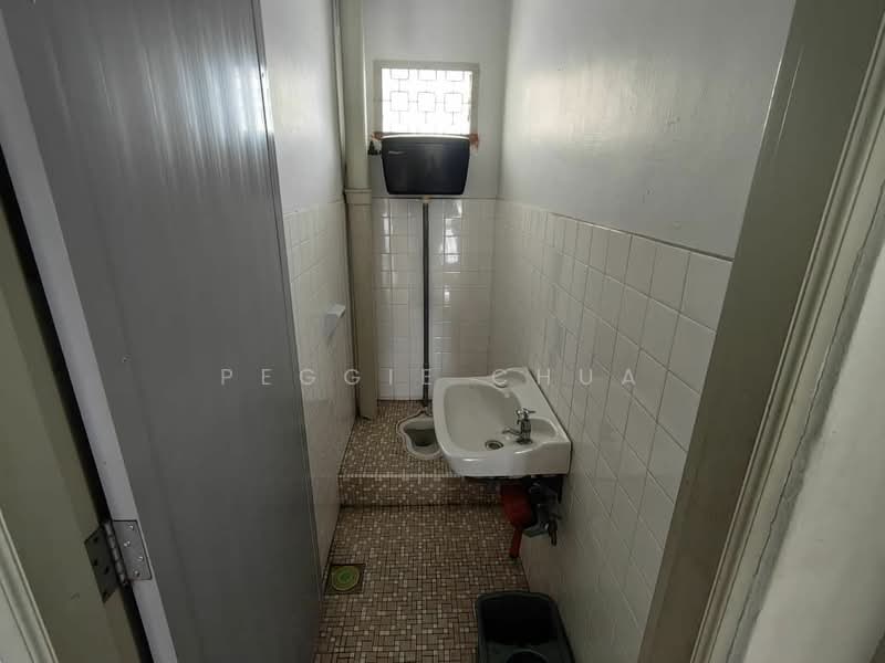 Semi-Detached House for Sale in Taman Pelangi (Johor Bahru) - Peggie Chua - PropertyGuru.com.my