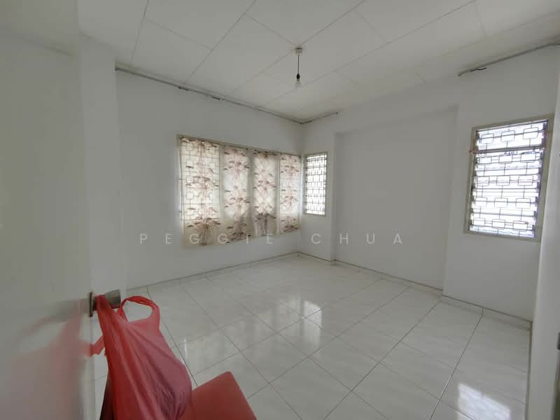 Semi-Detached House for Sale in Taman Pelangi (Johor Bahru) - Peggie Chua - PropertyGuru.com.my