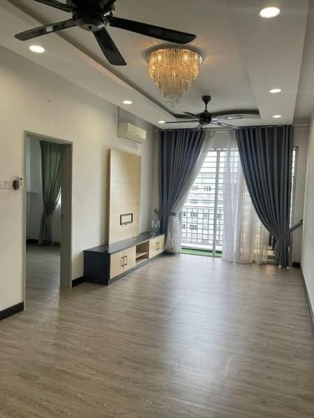 Pangsapuri untuk Disewa di Vesta View - Kamil Radzuan - Living Room - PropertyGuru.com.my