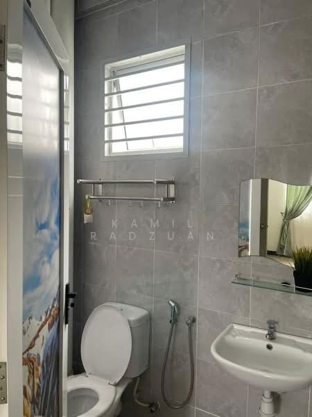Pangsapuri untuk Disewa di Vesta View - Kamil Radzuan - Bathroom - PropertyGuru.com.my