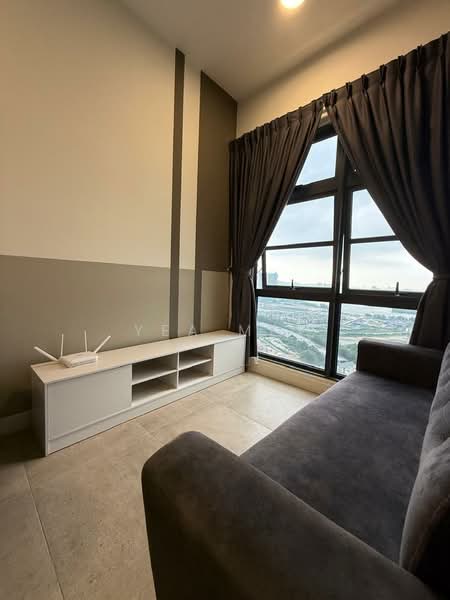 Condominium for Sale at Union Suites - Yea Mey - Living Room - PropertyGuru.com.my